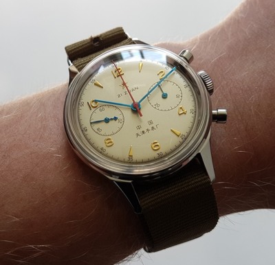 seagull-1963-chronograph on wrist